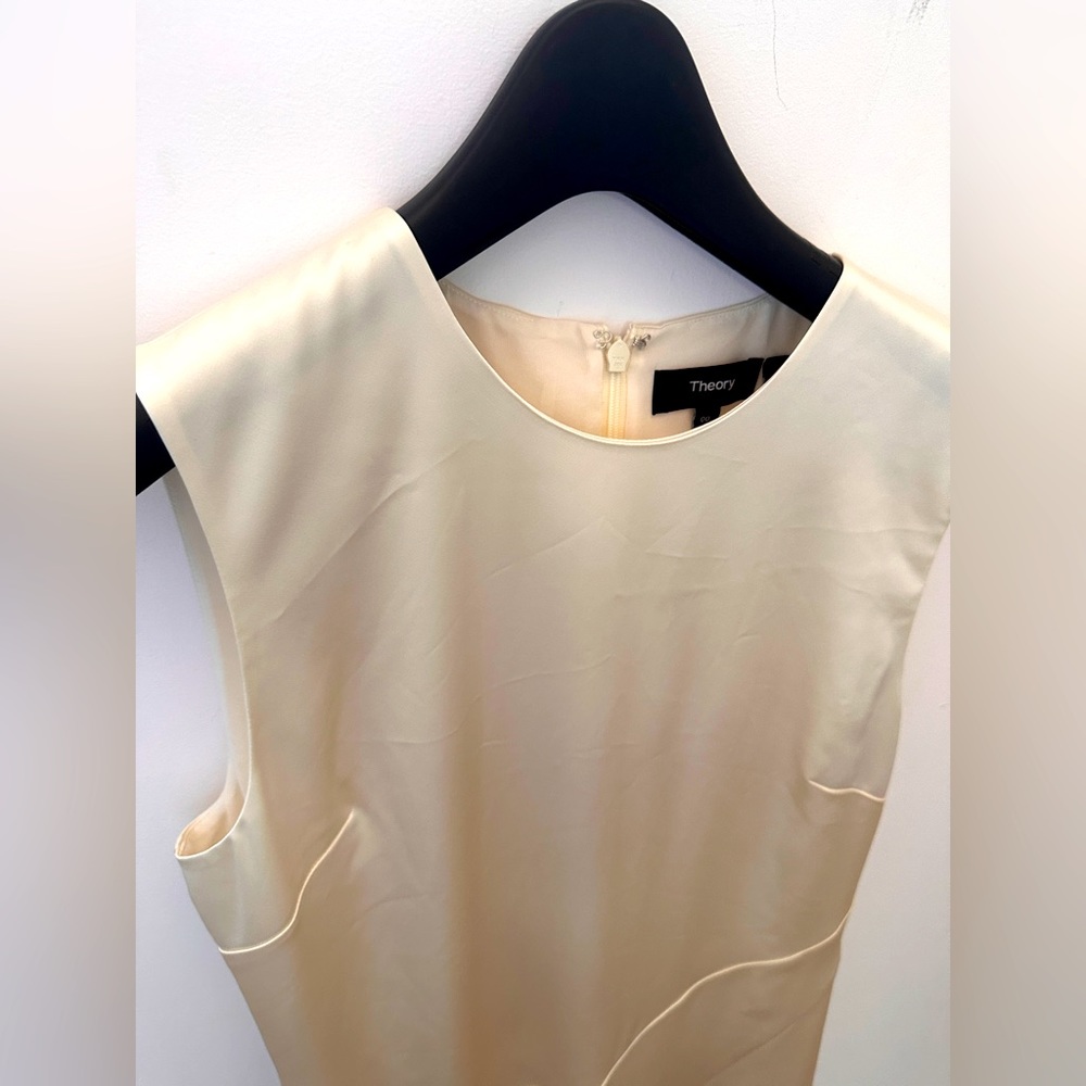 Women’s classic midi dress